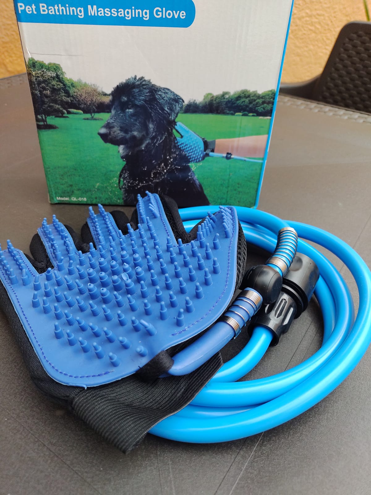 Guante para Mascotas con Adaptadores y Manguera